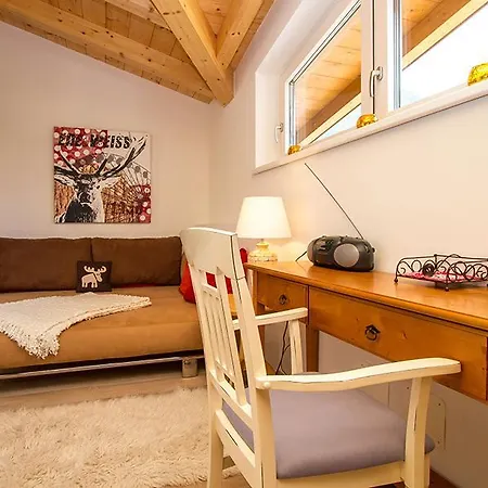 Glockenhof Olivier Homestay